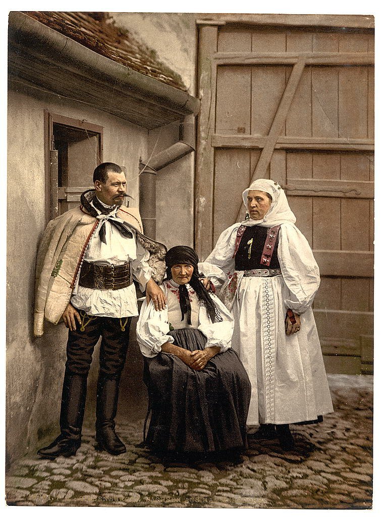 National costumes , Sibiu region