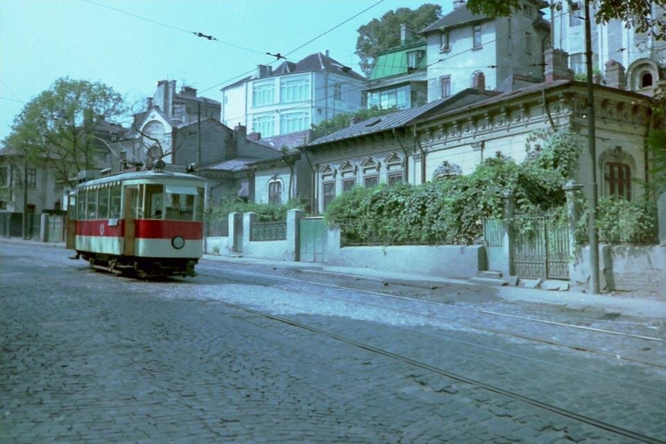 1994. Dr. Constantin Istrati Street , Filaret