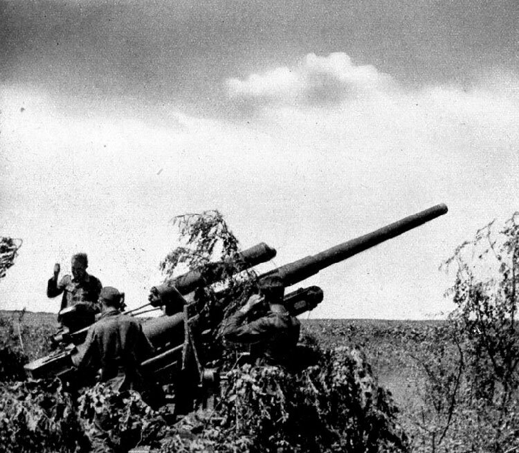 German artillery opened fire in the fight against the Soviets in July 1941 