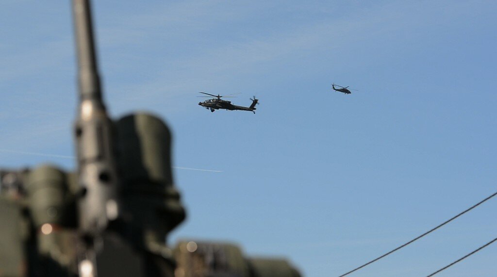 image-2015-05-14-20124856-0-elicopterele-americane-vazute-dintr-blindat